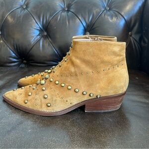 1. State Women’s Gold Studded Ankle Boots size 9